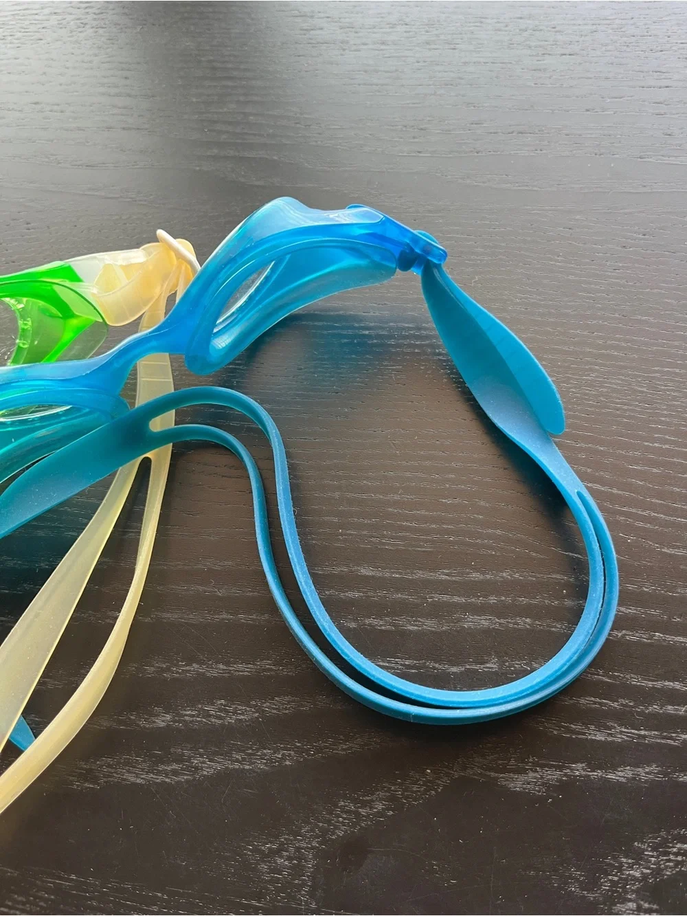 Speedo Swim Goggles Lot of 2 Green Blue Youth/Kids Clear Lens Adjustable